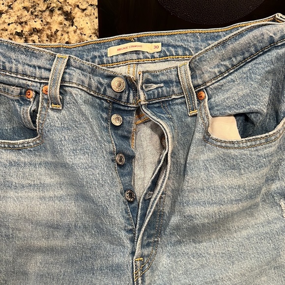 Levi Ribcage Straight Ripped Jeans - Picture 5 of 8